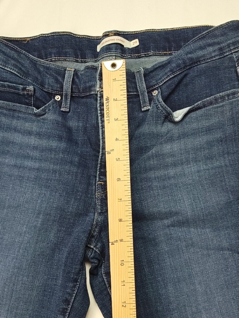 Levi's 311 Shaping Skinny Dark Medium Wash Jeans Women's Size 29 - Picture 10 of 11
